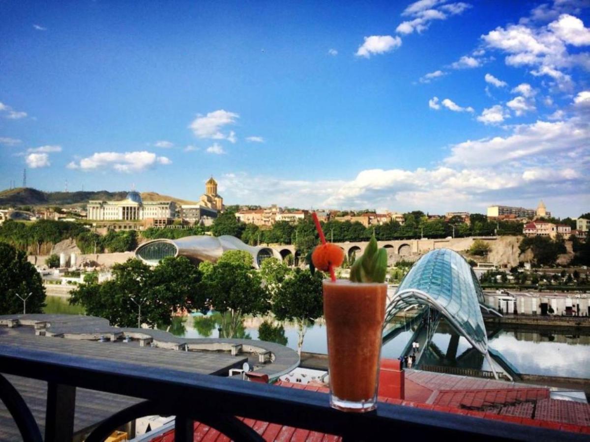 Barsuna Tbilisi Bagian luar foto