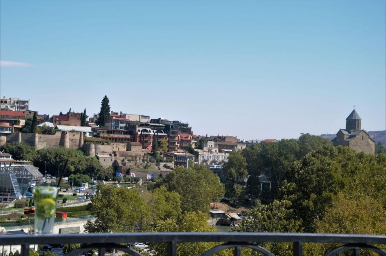 Barsuna Tbilisi Bagian luar foto