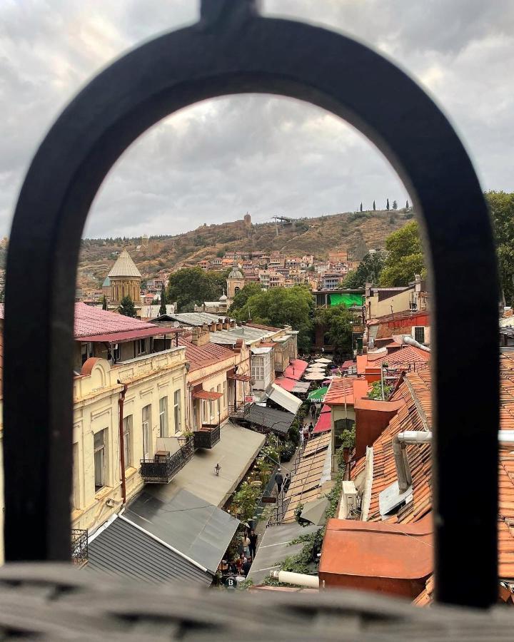 Barsuna Tbilisi Bagian luar foto